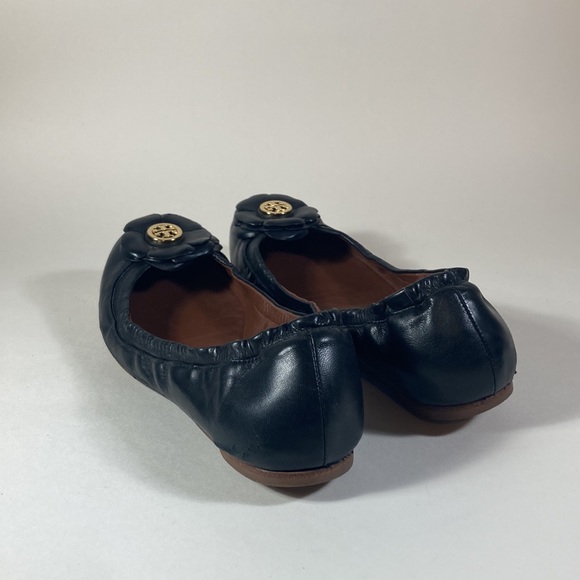 Tory Burch Shelby Floral Flats. Black  All leather. Size 8. - Picture 5 of 15